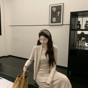 Elegant Lazy Cardigan Cami and Skirt Slimming Gentle High-IQ Old Money Three-Piece Set