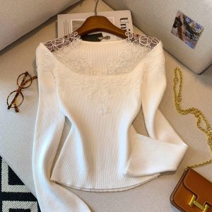 Gentle Lace Panel Long Sleeve Knit Top for Women Early Autumn Slimming Base Layer