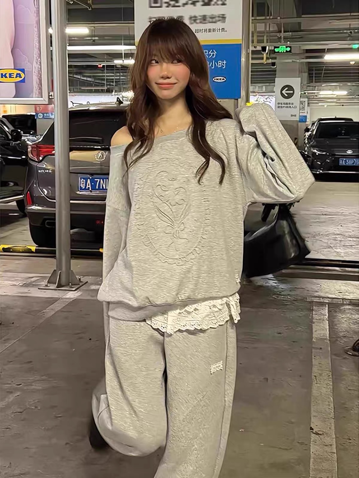 Women's Cotton Fleece-Lined Asymmetric Shoulder Crewneck Sweatshirt - Image 3