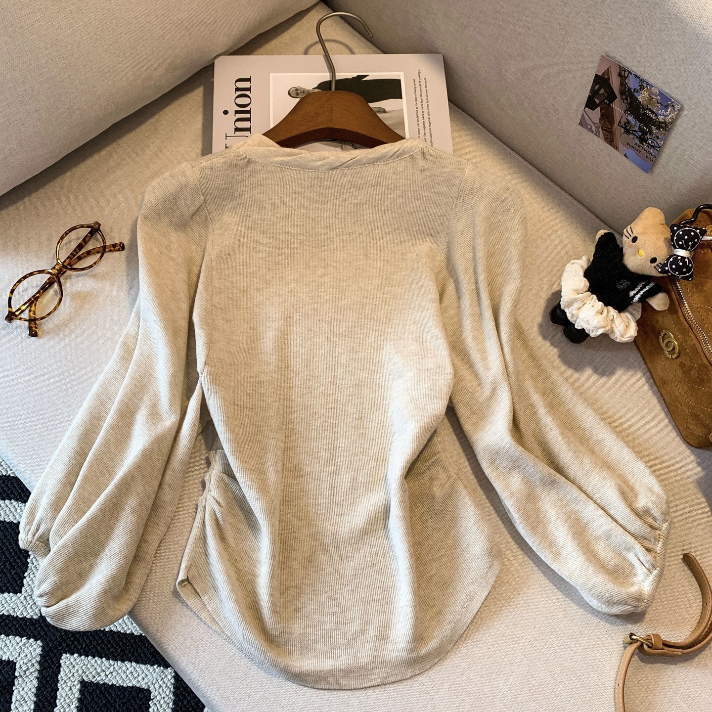 Women's Round Neck Side Pleated Knit Top with Lantern Sleeves - Image 5