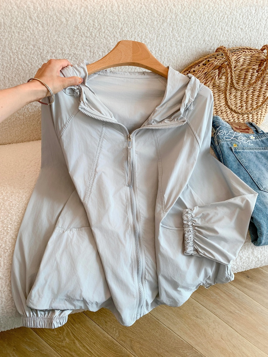 Women's Ultra-Thin Hooded Sun Protection Shirt Lightweight Long Sleeve