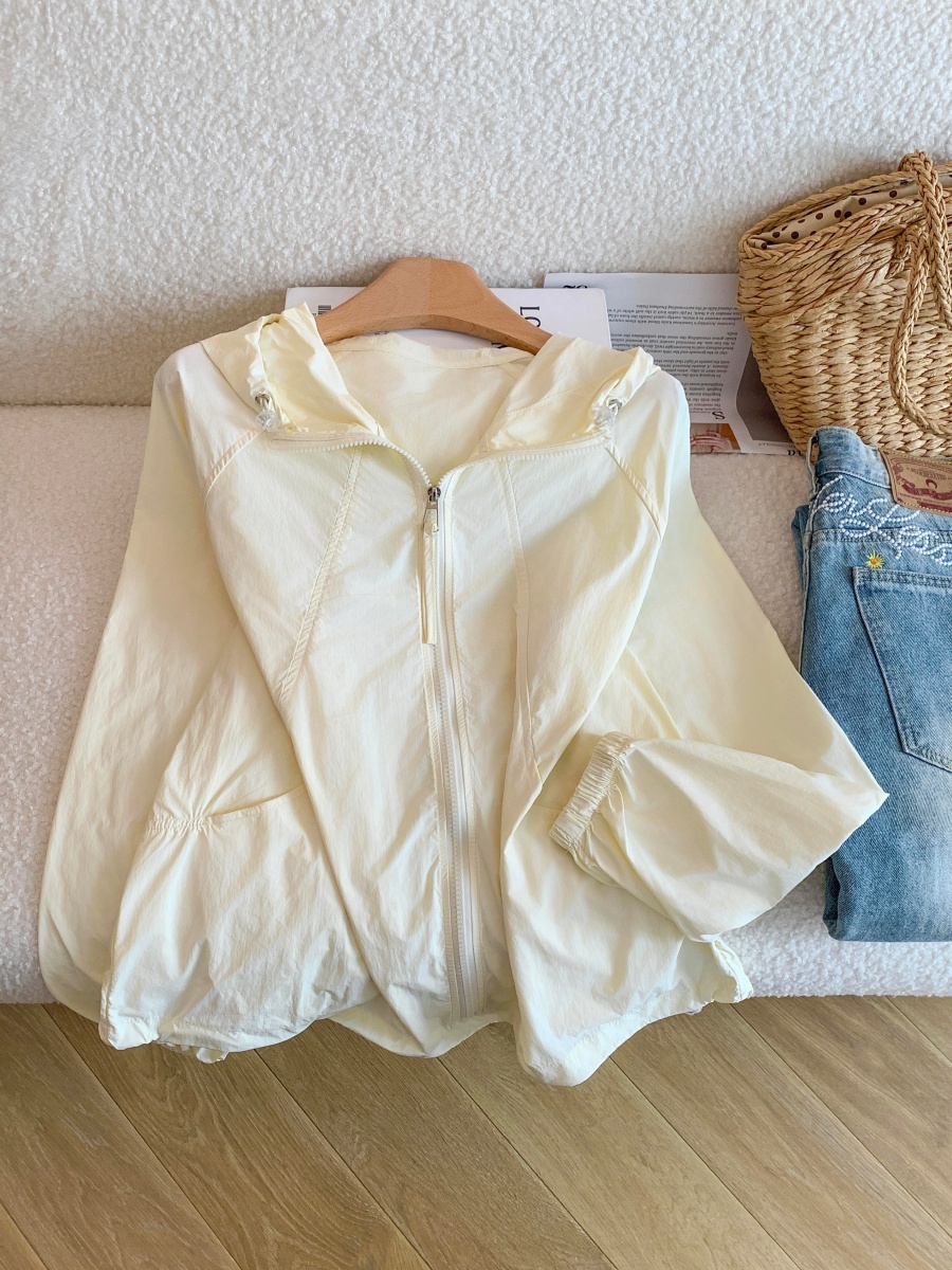 Women's Ultra-Thin Hooded Sun Protection Shirt Lightweight Long Sleeve - Image 4